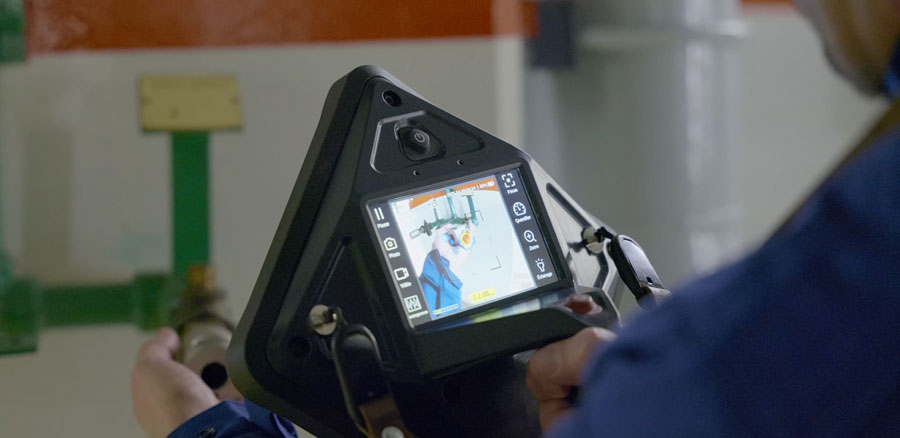 Distran camera detecting a leal at Bugey NPP